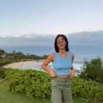 Emma Chamberlain Instagram - 🐔 Hawaii