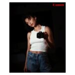 Emma Chamberlain Instagram - me + @CanonUSA 📸 ❤️ since day 1… i filmed my very first youtube video on a canon camera and have been using them ever since. till retirement do us part 🤞🥹 #CanonCreator