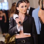 Emma Chamberlain Instagram - all dressed up in @cartier @miumiu @lancomeofficial 🥹 THANK U FOR HAVING ME BACK @metcostumeinstitute @voguemagazine @cartier it is always such an honor 🤍 & with the best team 💍 styled by @jaredellner wearing @cartier and custom @miumiu #miumiu #miumiuclub makeup by @kdeenihan and @lancomeofficial hair by @samiknighthair nails by @thuybnguyen skin prep by @thebeautysandwich & photos by @gettyentertainment @tanyaposternak @zposternak @instamaxmonty & @bfa The Metropolitan Museum of Art, New York