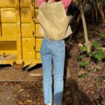 Emma Chamberlain Instagram - ❤️🥹👖 oh how i love vintage @levis 👖🥹❤️ they had a whole life before u… and they may have a whole life after u… #BuyBetterWearLonger