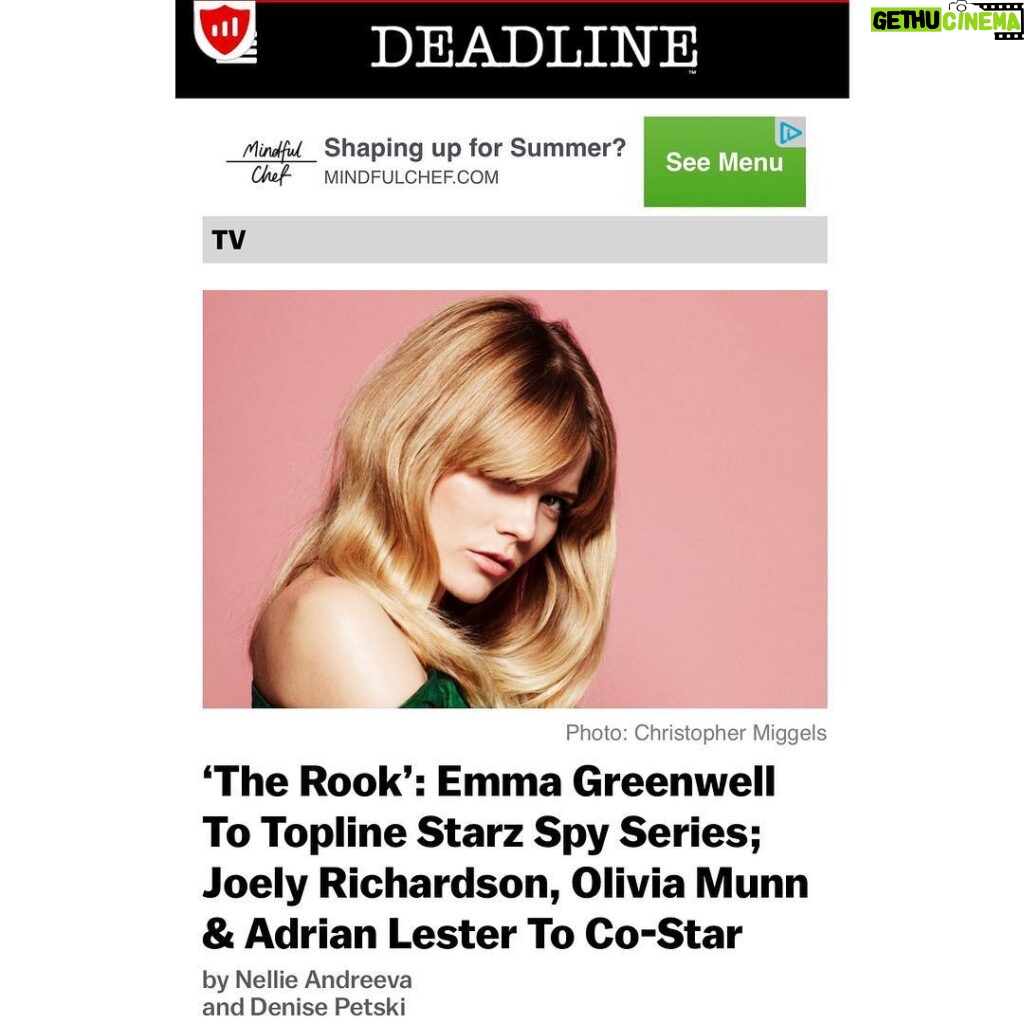 Emma Greenwell Instagram - 🔥over the moon🔥 Hugest thank you to the superheros that are @kat_gosling @bunnytops @brbisig #therook @starz