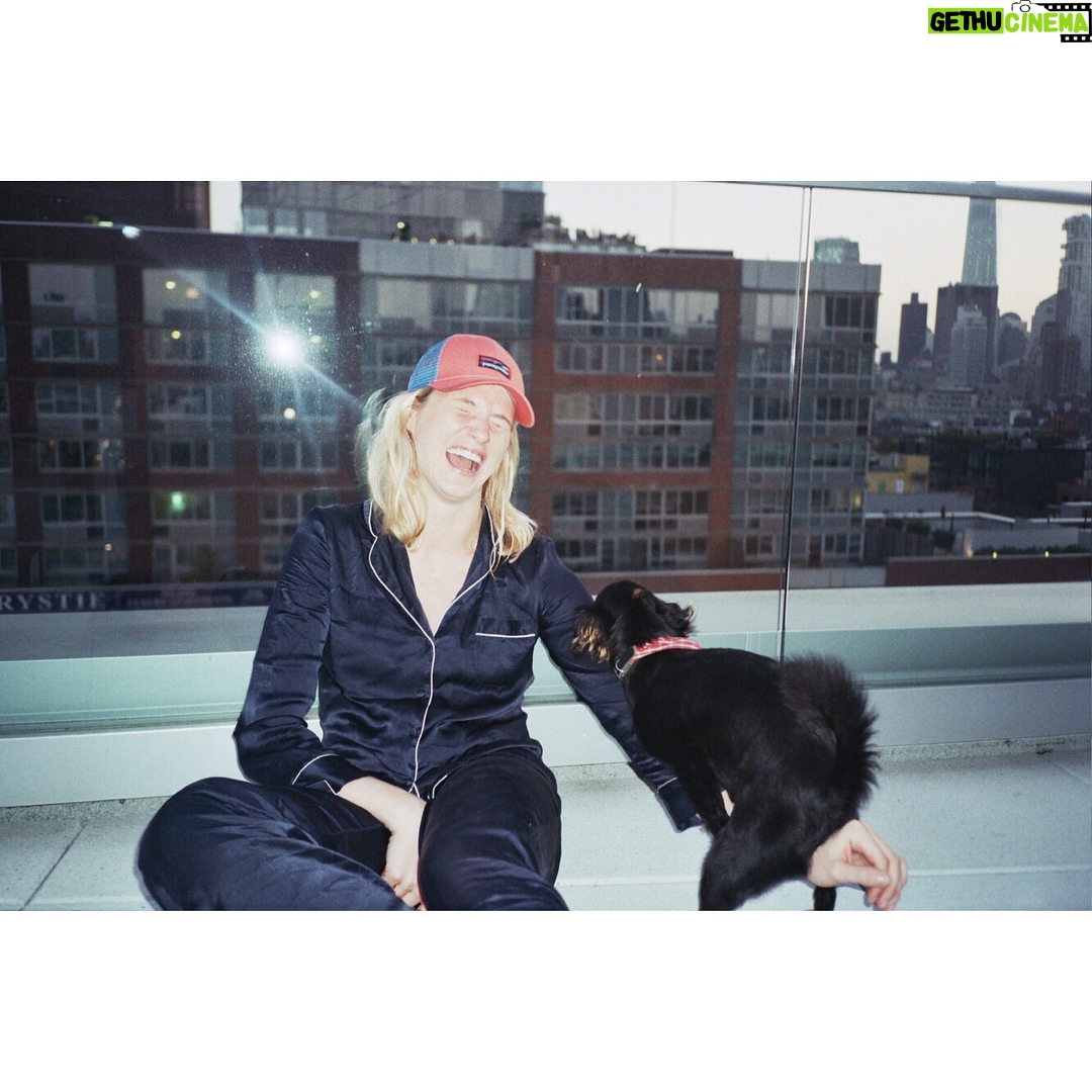 Emma Greenwell Instagram - HAPPY BIRTHDAY @scanning youโre a force of nature and I love you more than you know...hereโs to 30 more years ๐๐๐