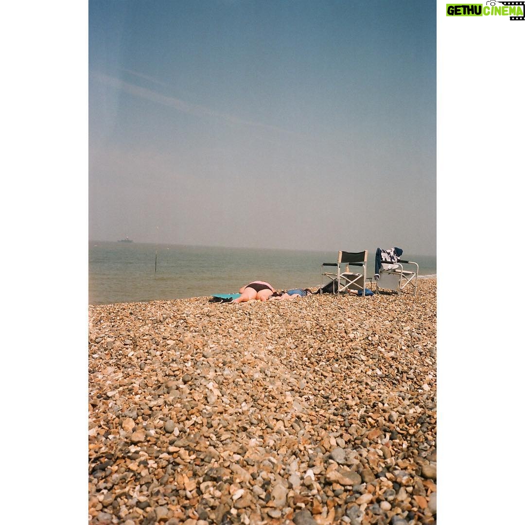 Emma Greenwell Instagram - Desperate for le weekend