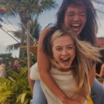 Emma Meisel Instagram - Love shack babyyyyyyy The Sunrise shack