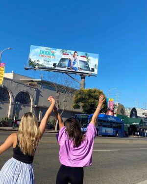 Emma Meisel Instagram - mom my friend’s on a billboard!