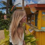Emma Meisel Instagram - Love shack babyyyyyyy The Sunrise shack