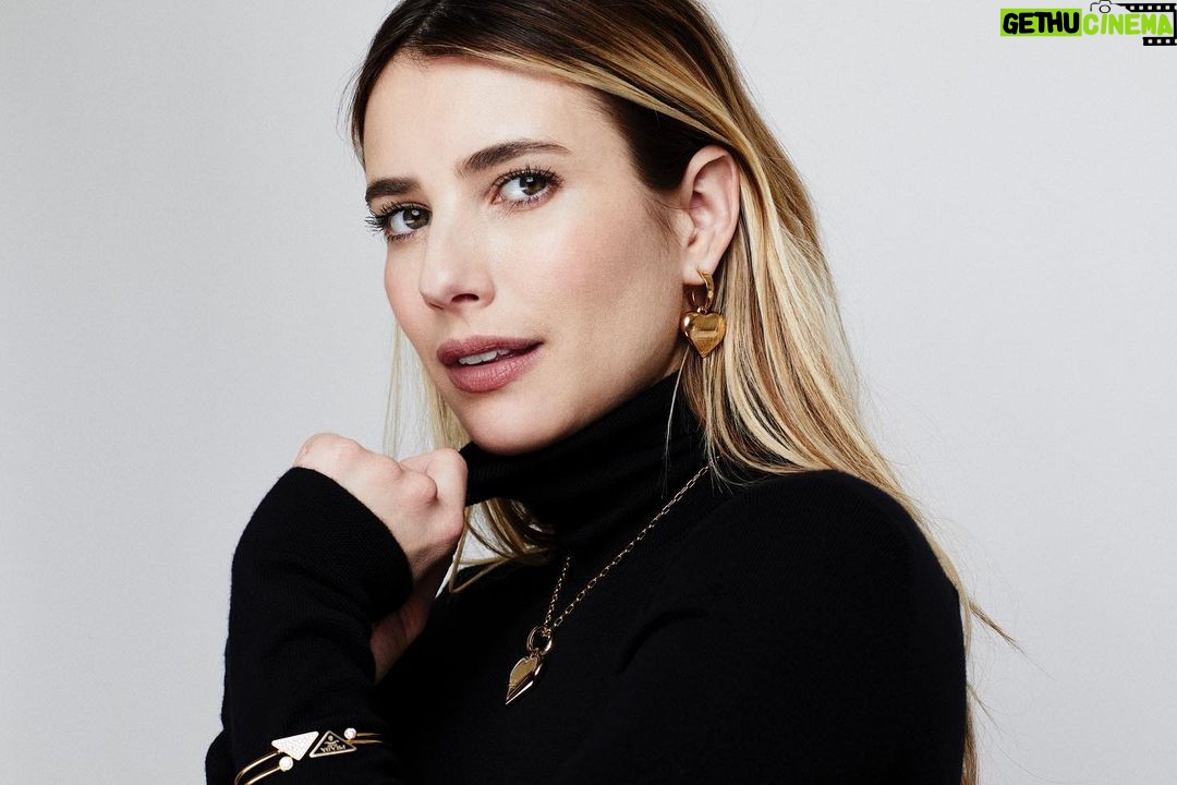 Emma Roberts Instagram - As if I couldn’t love @prada more! Check out the first truly sustainable fine jewelry collection by a global luxury brand! They use 100% certified recycled gold. I’m obsessed 🤍 @prada #pradafinejewelry 🖤 📸 @leighkeily