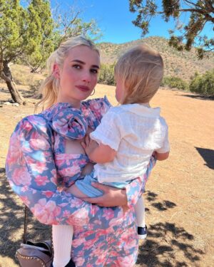 Emma Roberts Instagram - you’re never too old to be a flower girl and never too young to be a ring bearer 💍 🌸 
love you @charlotte.rose.long @prince.dpx congratulations you guys!