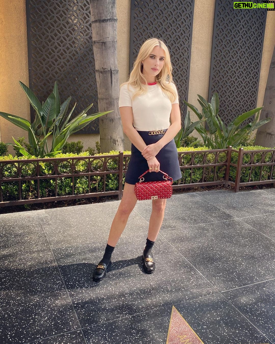 Emma Roberts Instagram - It was a @maisonvalentino day in LA🌴 ❤️ @elkin 🍿