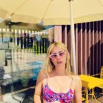 Emma Roberts Instagram - “She really does hate parties and crowds and she really does love people one by one in such a way that she's bound to always be involved in parties and crowds.” - #evebabitz 💕👒👙