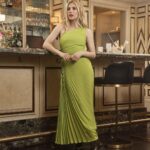 Emma Roberts Instagram – #valentinorendezvous @maisonvalentino ❇️ @bergdorfs 💚