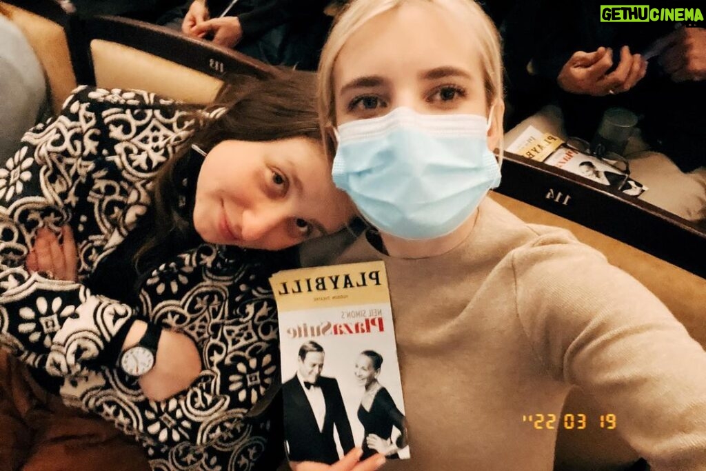 Emma Roberts Instagram - @sarahjessicaparker you are absolutely magnificent in #plazasuite 🌟 perfect play to get us back to the theater @kpreiss