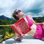 Emma Roberts Instagram - It was the last day in paradise @thewell @altagraciaauberge @aubergeresorts 📖 💗🏝👙 Hacienda AltaGracia, Auberge Resorts Collection