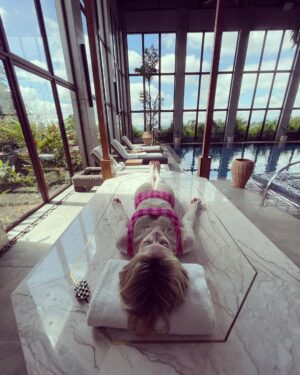Emma Roberts Instagram - It’s summer somewhere right? ☀️ 💗
