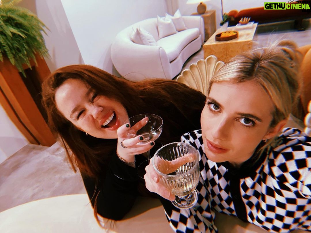 Emma Roberts - 701.2K Likes - Cheers to the new year my loves 📸 @lilykershaw
