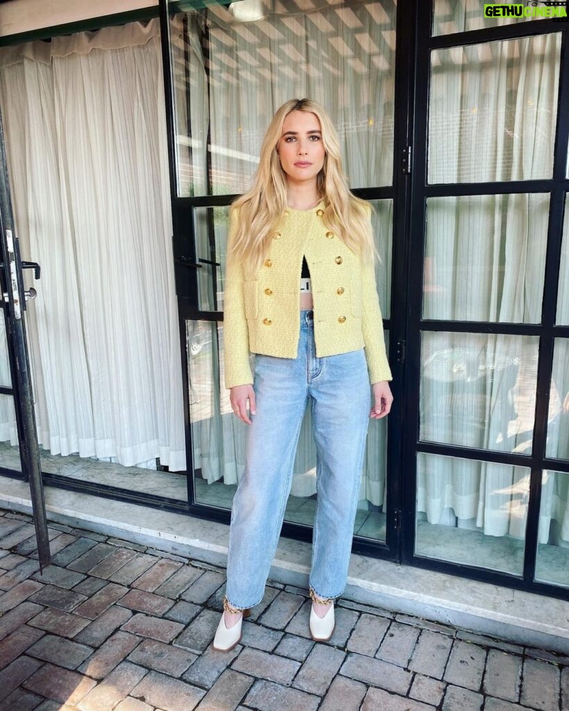 Emma Roberts Instagram - It was a @celine moment for a @belletrist brunch for a @bookclubdotcom launch 💛🥂