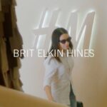 Emma Roberts Instagram - Love seeing @elkin styling these amazing denim looks with @hm As we get back into our routines or start to make new ones, we all need a little inspo! #HMxMe Watch this video to see my sister BFF @britelkin working her magic on some amazing denim looks with @hm #HMxMe
