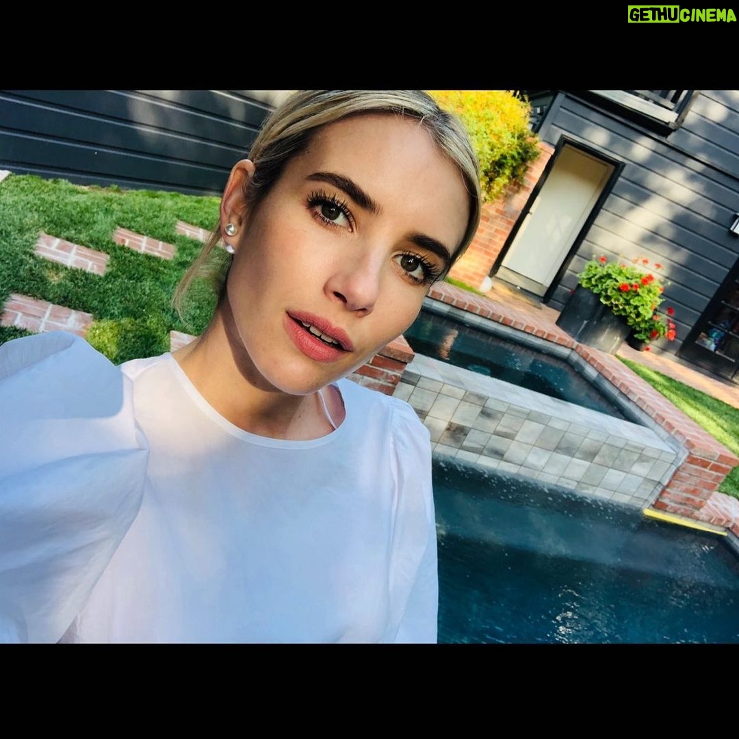 Emma Roberts - 616.4K Likes - Hey guys š