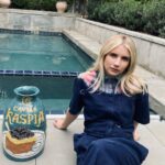 Emma Roberts Instagram - Just a few of my favorite things @jakeclarkjakeclark @dior & @caviarkaspia #notanad 💙