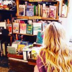 Emma Roberts Instagram - 🐳 📖 weekend trip 💜💙