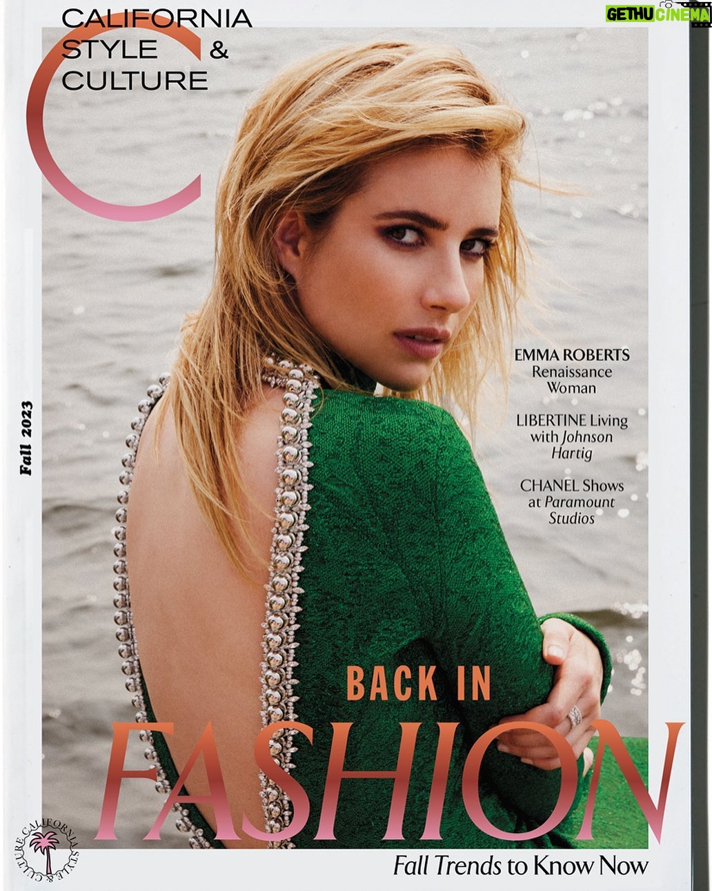 Emma Roberts Instagram - @ccaliforniastyle thank you for making a California girl’s dream come true ! 💚📚