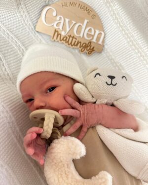 Emmy Buckner Instagram - October 6th, 2023, 9:25pm, Cayden Mattingly Chucker entered our lives and we are forever changed 🤍

I love him so much. We are obsessed with our sweet boy. There are no words. Labor was a wild experience. 26 hours. He was worth every moment. @maxchucker is already the best daddy changing baby boy and my diapers 🤣

Feeling so grateful and loved. Our family is home 🥹