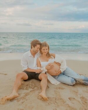 Emmy Buckner Instagram - Cayden’s parents 💙
📸 @kaybrookephotography