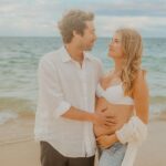 Emmy Buckner Instagram - Cayden’s parents 💙 📸 @kaybrookephotography Lanikai Beach