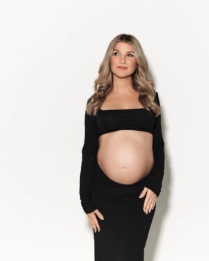Emmy Buckner Instagram - Still pregnant. Submitting to ANTM- America’s Next Top Mama.