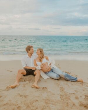 Emmy Buckner Instagram - Cayden’s parents 💙
📸 @kaybrookephotography