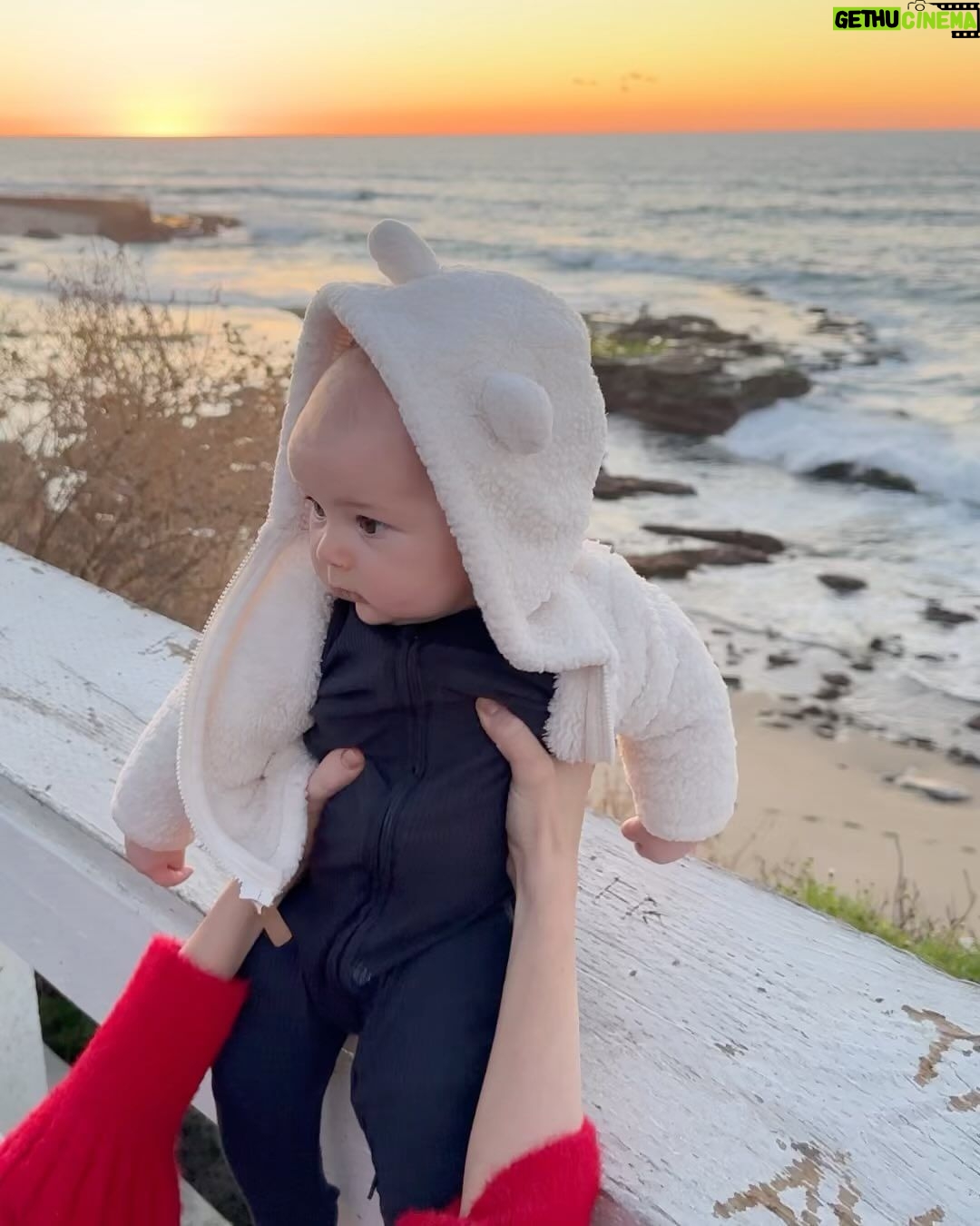 Emmy Buckner Instagram - That moment you realize you are living out one of your biggest dreams ❤️🌅