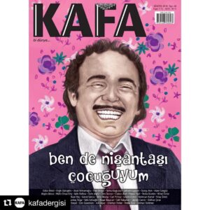 Engin Günaydın Instagram - Gülse Birsel ve Engin Günaydın’ın kaleminden Burhan Altıntop kapağıyla #ağustoskafası çıktı! Bugün İstanbul yarın tüm Türkiye’de 😋 @engingunaydn @gulsebir 🙏
Kapak çizim: @hakkan.arslan 
Logoya dantel fikri için @cemguventurk ‘e teşekkürler ☺️💛🌹