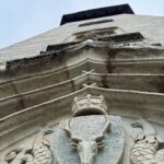 EnjoyPhoenix Instagram - L’enquête paranormale au Château de Veauce ( le château de la Dame Blanche ) est en ligne 👀 Je suis tellement fière de cette vidéo, elle fait 1h30, et on a vraiment eu des résultats auxquels on ne s’attendaient pas … 🥲 J’entends parler du fantôme de Lucie depuis petite, ça m’a beaucoup touchée de pouvoir aller dans cet endroit pour tenter de rentrer en contact avec elle, je vous laisserais regarder la vidéo pour savoir si nous avons réussi … 🤞🏻