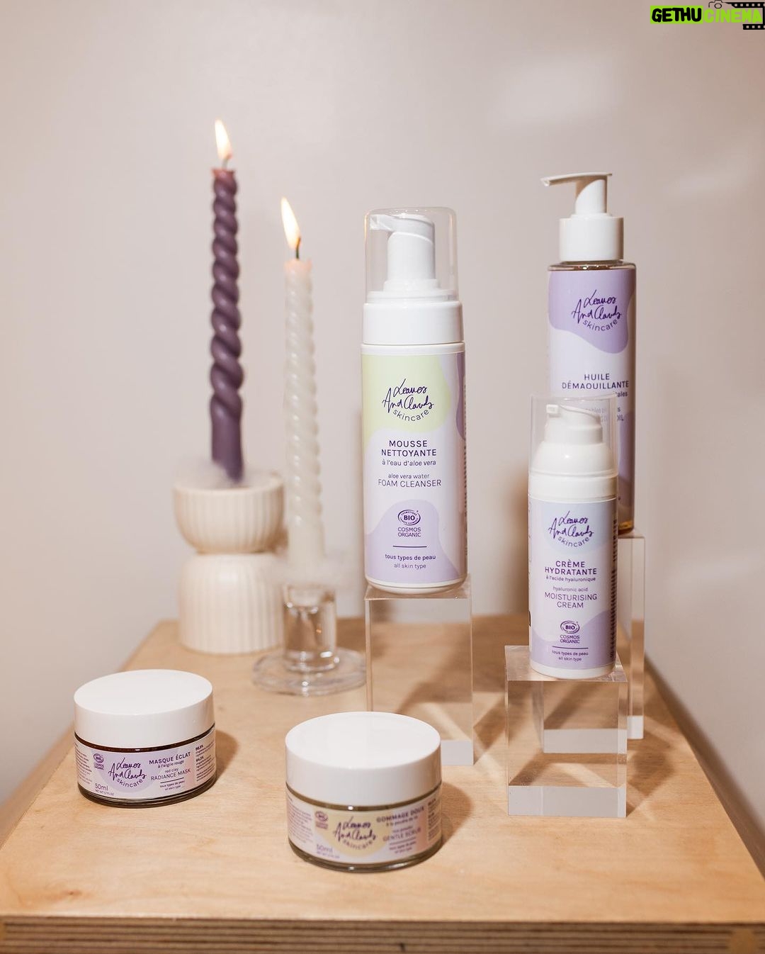 EnjoyPhoenix Instagram - C’EST DISPO 🥹🤍 Voilà, une gamme Made in France, Bio, Vegan, et ABORDABLE : je vous présente officiellement nos produits @lacskincare 🥹 Merci à tous ceux qui sont passer nous soutenir hier, j’ai pas les mots 🤍 Comme quoi dans la vie, on ne doit jamais laisser nos échecs et nos peurs prendre le dessus. Je suis très fière de nous 🙏🏻 Et tout ça c’est grâce à VOUS et POUR vous ✨ Paris, France