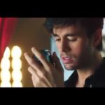 Enrique Iglesias Instagram - Thank you guys for a billion views of El Perdedor.  Muchisimas gracias a todos por un billion de views de El Perdedor y muchisimas gracias @marcoantoniosolis_oficial. 🤟🙏🙏🙏🙏