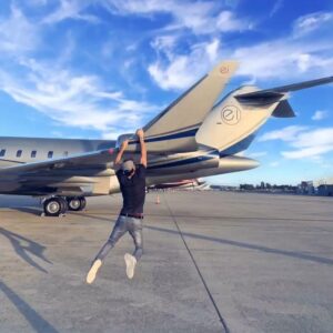Enrique Iglesias Instagram - Flying...