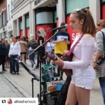 Enrique Iglesias Instagram - 🤟🤟🤟🤟🤟 #Repost @alliesherlock ・・・ "Hero" @enriqueiglesias . Full song on my YouTube channel 💚💚💚 . #musiclovers #musically #sing #music #annemarie #edsheeran #singer #guitar #guitarist #vocal #talented #alliesherlock
