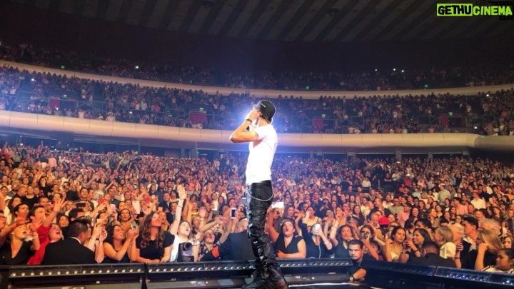 Enrique Iglesias Instagram - #Mexico!!! Gracias for two incredible nights!!! 🇲🇽🇲🇽🇲🇽🇲🇽🇲🇽 Monterrey! See you next week! Guadalajara y Leon nos vemos en agosto!!! Mexico City, Mexico