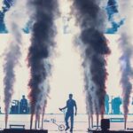 Enrique Iglesias Instagram - 🤟🤟🤟 Bratislava & Milan!!! You’re next 😜 📷: @alansilfen Romania