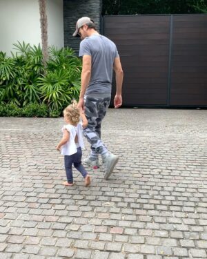 Enrique Iglesias Instagram - 😍🚌