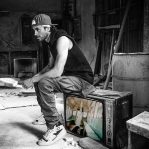 Enrique Iglesias Instagram - #SUBEMELARADIO #TBT