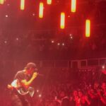 Enrique Iglesias Instagram - thank you to everyone for an amazing night 1 in Chicago! #TheTrilogyTour United Center Chicago