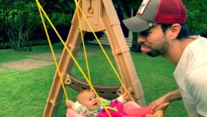Enrique Iglesias Instagram - Sunday School 👶🏻👶🏻👶🏻 ..... 😂😂😂😜😜😜