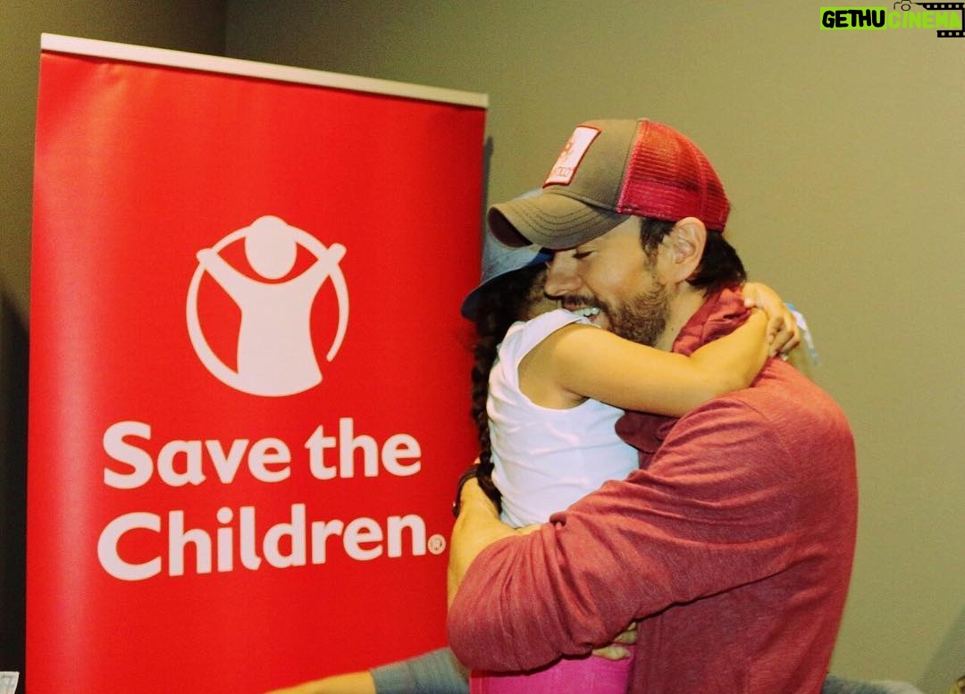 Enrique Iglesias Instagram - So much love for my friends at @SaveTheChildren!!! Thank you guys for all the incredible work you do. Link to donate is in my profile.