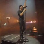 Enrique Iglesias Instagram - #LasVegas fan presale is now!!! Passcode: EIVEGAS - Only two North American shows in 2022. Link in profile (https://www.axs.com/series/14711/enrique-iglesias-resorts-world-theatre-tickets) Las Vegas, Nevada