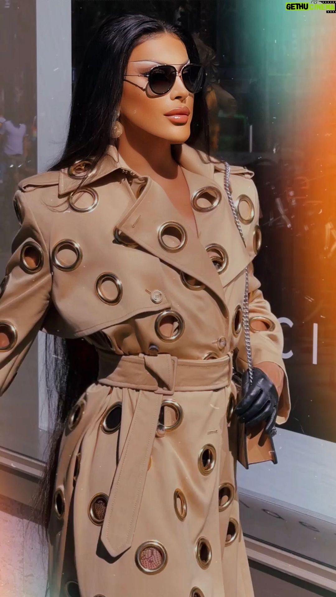 Envy Peru Instagram - Itβs the trench for me π
π½ @amsterdamfashionweek Wearing @claesiveren @gucci @louboutinworld ββ #makeup #drag #fashion #powerofmakeup #queens #transformation #instagram #makeupartist #queen #fashionweek #amsterdamfashionweek
