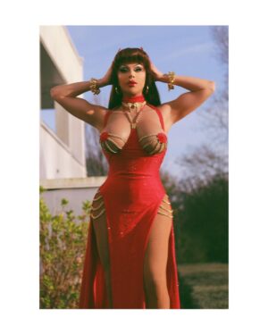 Envy Peru Instagram - Seeing my latin sister @jessicawild 's tribute to La Veneno on All Stars 8 brought back many happy memories for me when I did my tribute act in Peru 🇵🇪 Felicitaciones mi amor! You absolutely deserved it ❤️🫶🏼❤️ Proud!

For the people who don’t know…

La Veneno (1964-2016), was a fearless Spanish television star, SW, and trans pioneer whose captivating story captured hearts around the world. Her strength, resilience, and unwavering authenticity have made her a symbol of empowerment for countless individuals striving to live their truth.

Through her candid memoir and fearless interviews, she shed light on the challenges faced by the trans community and advocated for acceptance and understanding. Her story was not only about glamour and authenticity; but about breaking down barriers and challenging societal norms. 

Her courage continues to inspire and empower those who have felt marginalized, reminding us all that visibility can transform lives.

Here are some photos I shot while traveling with my Veneno tribute act last year.

If you haven't yet watched @javviercalvo and @soyambrossi 2020 series "Veneno" about her life, I highly recommend you do!

¡DIGOO! 👏🏽💋
——
Photo: @kuroslv
——
#rupaulsdragrace #allstars8 #laveneno #veneno #love #allstars