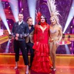Envy Peru Instagram - Wat was het weer een waanzinnig seizoen van Make Up Your Mind ❤️✨ In een tijd waar er discussies in de wereld worden gevoerd of Drag verboden zou moeten worden in openbare ruimtes omdat het “gevaarlijk” zou zijn, en met het toenemende geweld en agressie naar leden van onze LHBTQ+ community ben ik ontzettend trots dat wij in Nederland een programma als Make Up Your Mind prime-time op zaterdagavond uitzenden. Drag is een kunstvorm, vak, een statement, liefde en vooral entertainment. En dit allemaal hebben we mogen terugzien in de spectaculaire finale. Aan de kandidaten die ik heb mogen begeleiden en coachen in hun weg naar de catwalk; Dankjewel voor het vertrouwen, jullie kwetsbaarheid en volledige overgave 🙏🏼. Mannen zoals jullie hebben wij als community nu meer nodig dan ooit. Helden 🫶🏼❤️Jullie zijn er voor gegaan en hebben allemaal ervaren dat het lang niet zo makkelijk is wat wij Queens doen. Zal geen namen noemen 😜 Wat ben ik @herrie_makers, @carloboszhard, @rtl.nl en het hele team dankbaar dat ik zo’n groot onderdeel mag zijn van dit fantastische programma. Jullie maken het met zoveel liefde, dat zie je terug. Elke keer is het feest en moet ik mezelf even knijpen. Daar had kleine Boris alleen van kunnen dromen vroeger 🥹🫶🏼❤️ Naar alle MUA’s.. wat hebben jullie wederom fantastisch werk geleverd. Zo trots op jullie! Bedankt voor al jullie lieve berichtjes. Zo fijn te lezen dat jullie genoten hebben van de afleveringen. Hopelijk zijn we snel weer terug met een nieuw seizoen ✨🤩✨ Wat waren jullie favoriete momenten dit Make Up Your Mind seizoen? 😍 —— Photo: @robster16 —— #MakeUpYourMind #transformation #makeup #love #inca #goddess #peru #envyperu