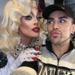 Envy Peru Instagram - Wat was het weer een waanzinnig seizoen van Make Up Your Mind ❤️✨ In een tijd waar er discussies in de wereld worden gevoerd of Drag verboden zou moeten worden in openbare ruimtes omdat het “gevaarlijk” zou zijn, en met het toenemende geweld en agressie naar leden van onze LHBTQ+ community ben ik ontzettend trots dat wij in Nederland een programma als Make Up Your Mind prime-time op zaterdagavond uitzenden. Drag is een kunstvorm, vak, een statement, liefde en vooral entertainment. En dit allemaal hebben we mogen terugzien in de spectaculaire finale. Aan de kandidaten die ik heb mogen begeleiden en coachen in hun weg naar de catwalk; Dankjewel voor het vertrouwen, jullie kwetsbaarheid en volledige overgave 🙏🏼. Mannen zoals jullie hebben wij als community nu meer nodig dan ooit. Helden 🫶🏼❤️Jullie zijn er voor gegaan en hebben allemaal ervaren dat het lang niet zo makkelijk is wat wij Queens doen. Zal geen namen noemen 😜 Wat ben ik @herrie_makers, @carloboszhard, @rtl.nl en het hele team dankbaar dat ik zo’n groot onderdeel mag zijn van dit fantastische programma. Jullie maken het met zoveel liefde, dat zie je terug. Elke keer is het feest en moet ik mezelf even knijpen. Daar had kleine Boris alleen van kunnen dromen vroeger 🥹🫶🏼❤️ Naar alle MUA’s.. wat hebben jullie wederom fantastisch werk geleverd. Zo trots op jullie! Bedankt voor al jullie lieve berichtjes. Zo fijn te lezen dat jullie genoten hebben van de afleveringen. Hopelijk zijn we snel weer terug met een nieuw seizoen ✨🤩✨ Wat waren jullie favoriete momenten dit Make Up Your Mind seizoen? 😍 —— Photo: @robster16 —— #MakeUpYourMind #transformation #makeup #love #inca #goddess #peru #envyperu