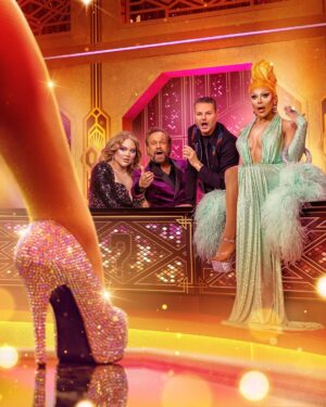 Envy Peru Instagram - Make Up Your Mind is back 💥 8th April Saturday night prime time at 8:00 on RTL4 🪩 I’m so proud that we in The Netherlands can celebrate and educate people about the art-form of drag on prime time television! Especially during this time with so many anti LGBTQ+ issues happening in the world.

Which celebrity Dragqueen has what it takes to convince me and my drag jury with their performances and goes home with the win? 👑 Get ready because you are in for a treat 🤩

Oh, and isn’t the color combo of my promo look delicious? 🥰
——
Photo: @robster16
——
#envyperu #makeupyourmind #makeup #transformation #love